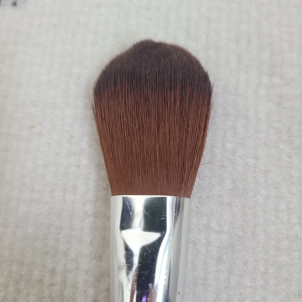 ⭐️40% Off⭐️ The Body Shop Brush Set